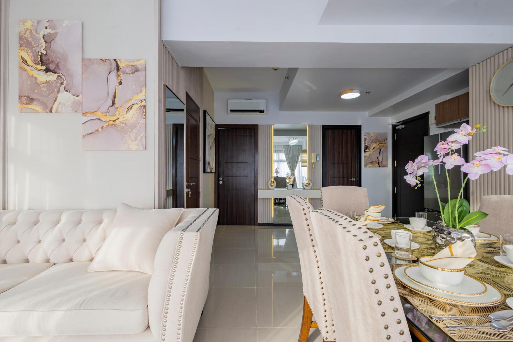 The Radiance Manila Bay Aparthotel Pasay Exterior photo